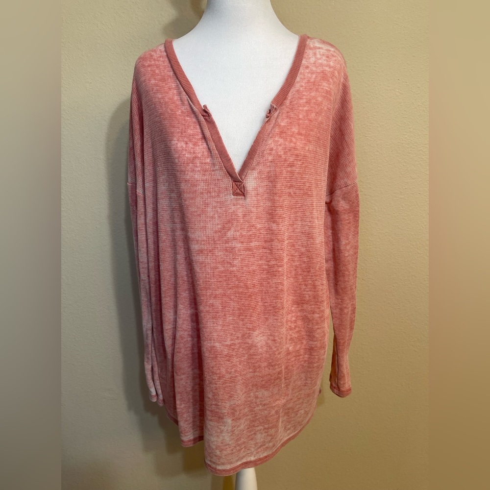American Eagle Butnout long sleeve V-Neck thermal lightweight loose shirt Large